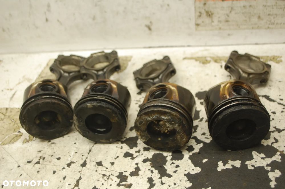 TŁOK + KORBOWÓD TŁOKI 822 1.6 M-JET FIAT DOLBO ALFA ROMEO - 2