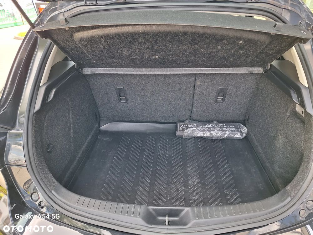 Mazda 3 1.6 MZR Active - 32