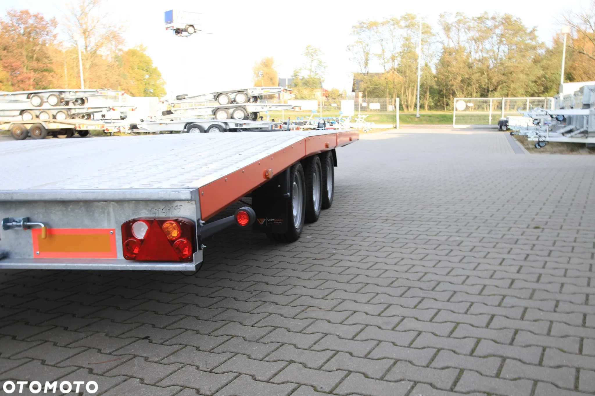 Niewiadów Jupiter kolorowa blenda 5.5x2.1 wypełnienie alu ryfel 3 osie koła 195R13C DMC 3500 kg - 23