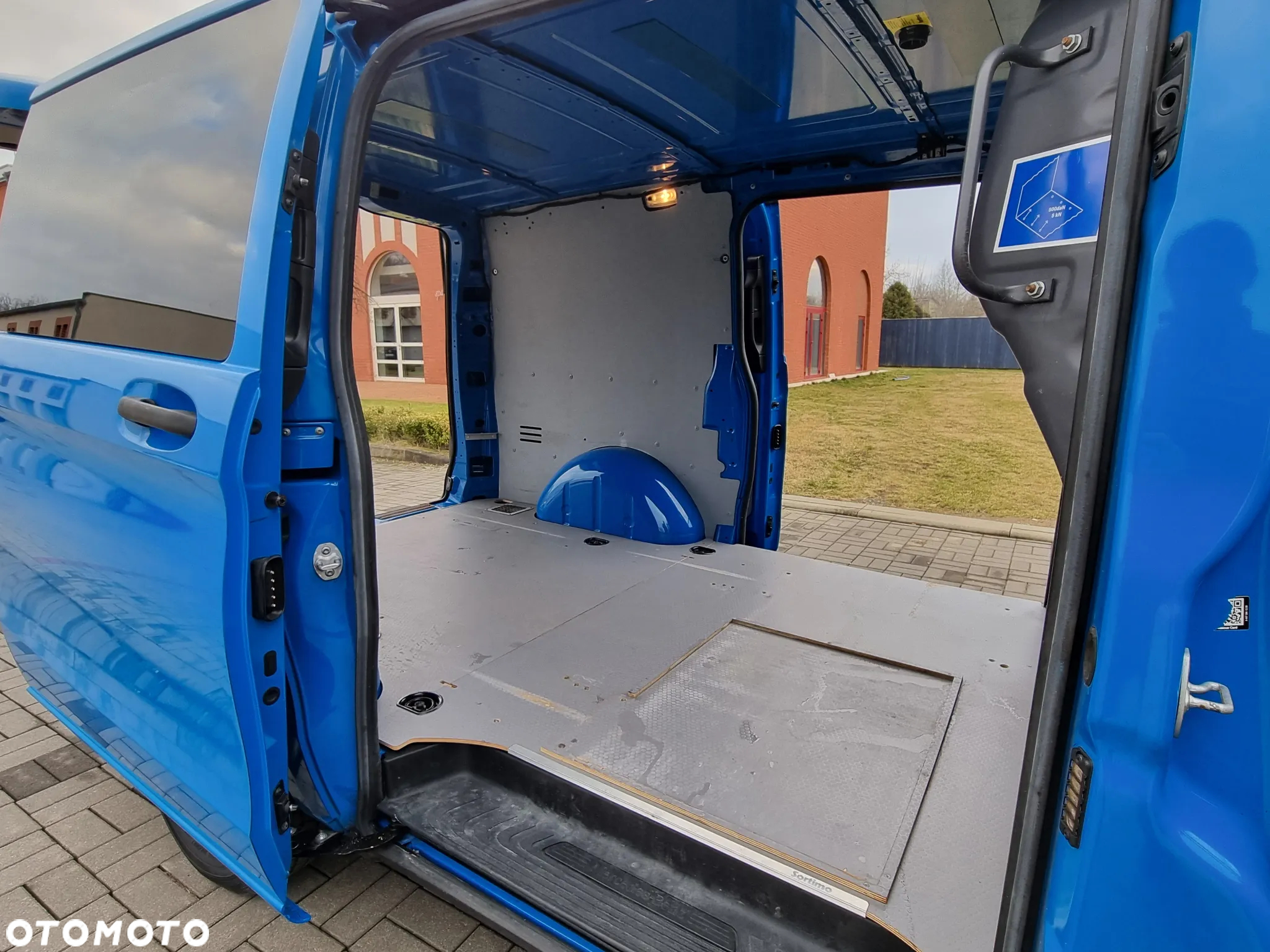 Mercedes-Benz Vito - 30