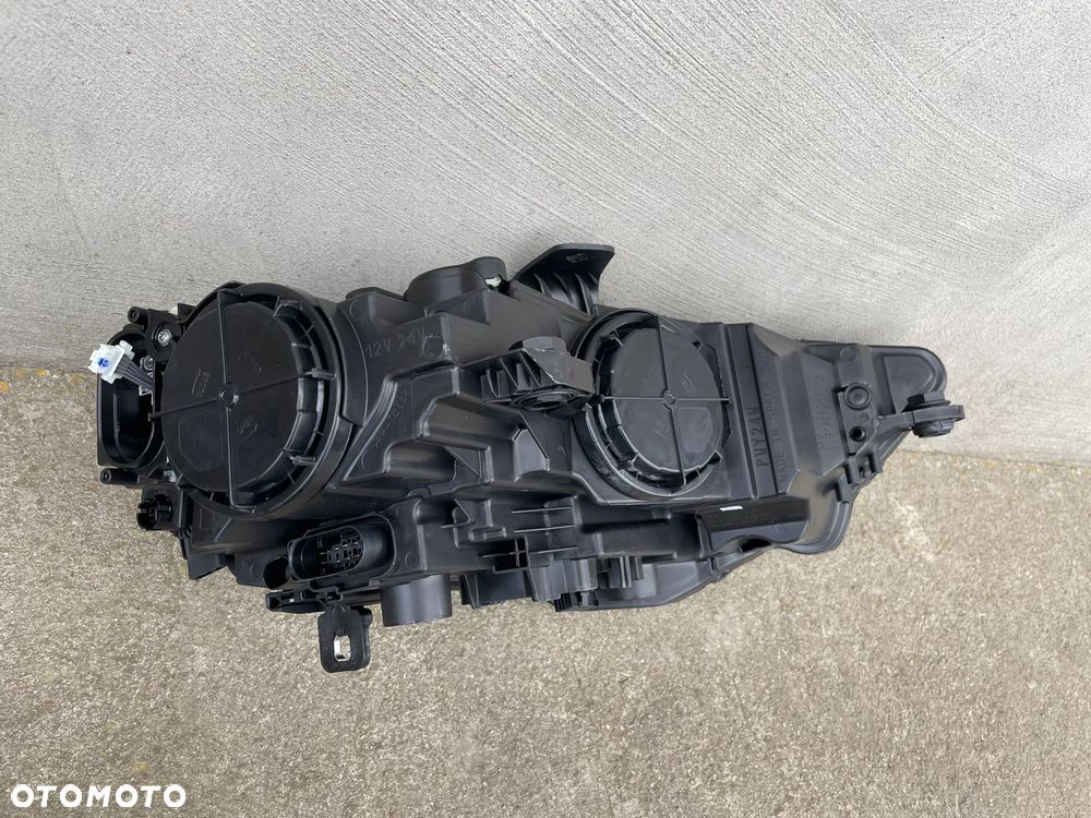LAMPA PRZEDNIA LEWA AUDI A3 8V0 LIFT 2016-- NOWA VALEO BI-XENON - 2