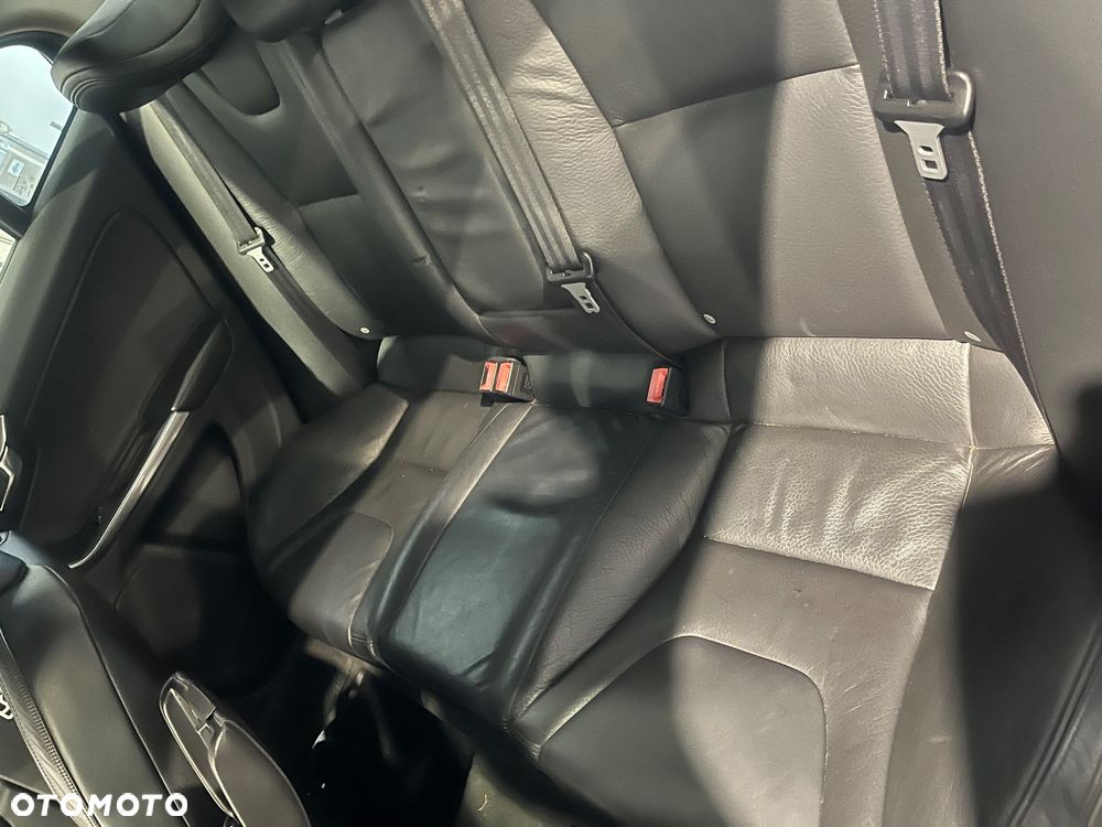 Volvo S60 2.5 T5 - 8
