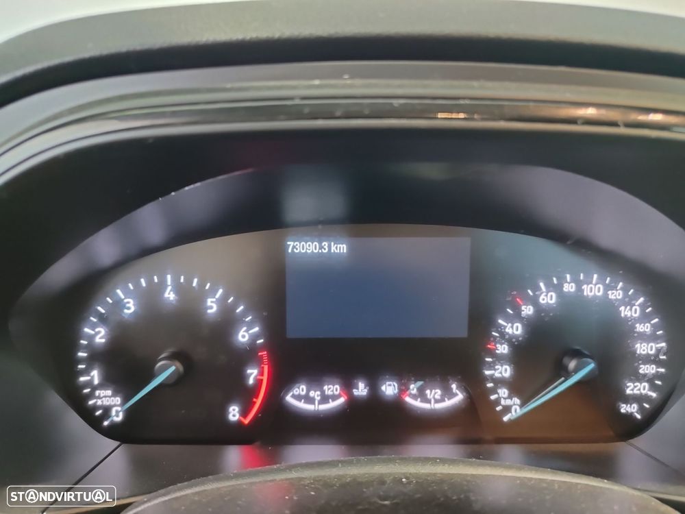 Ford Focus 1.0 EcoBoost ST-Line - 19