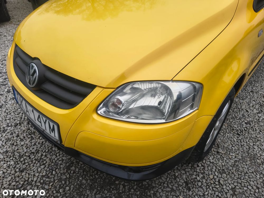 Volkswagen Fox 1.4 TDI Style - 11