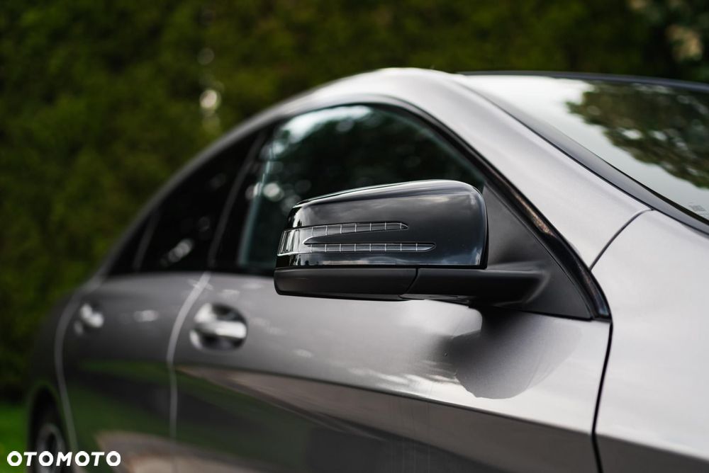 Mercedes-Benz CLA 220 4-Matic AMG Line - 40