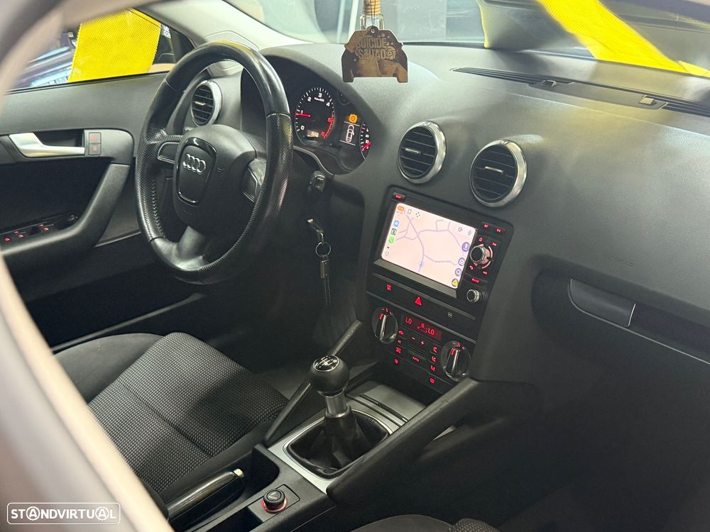Audi A3 Sportback 1.9 TDi Sport - 8