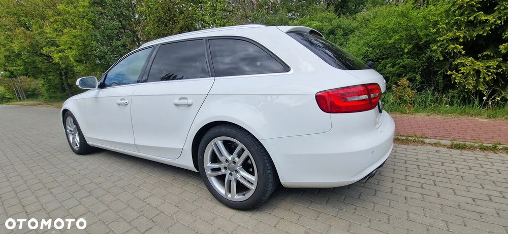 Audi A4 Avant 2.0 TDI DPF multitronic Attraction - 12