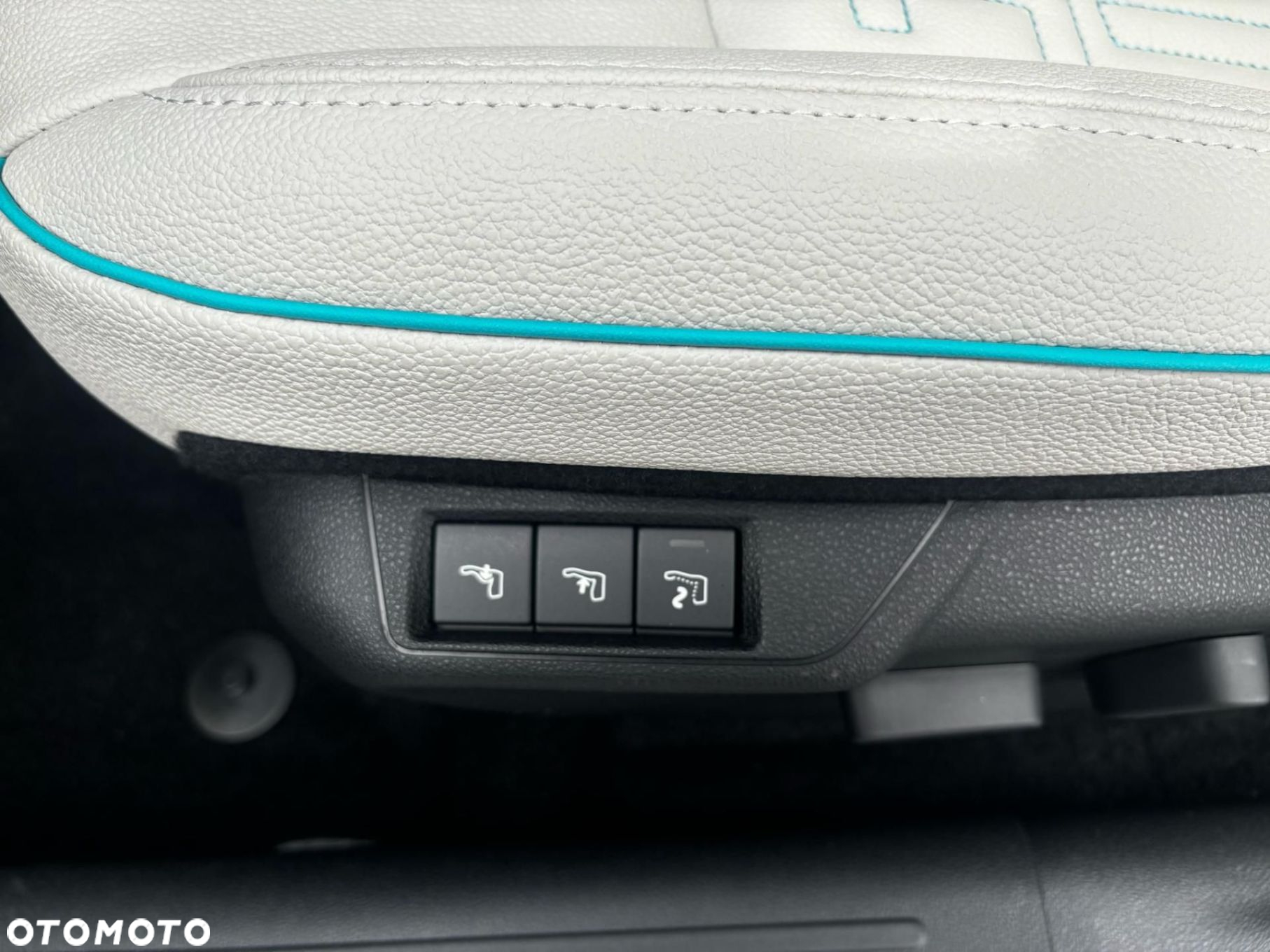 Fiat 600 1.2 Turbo Hybrid La Prima eDCT - 16