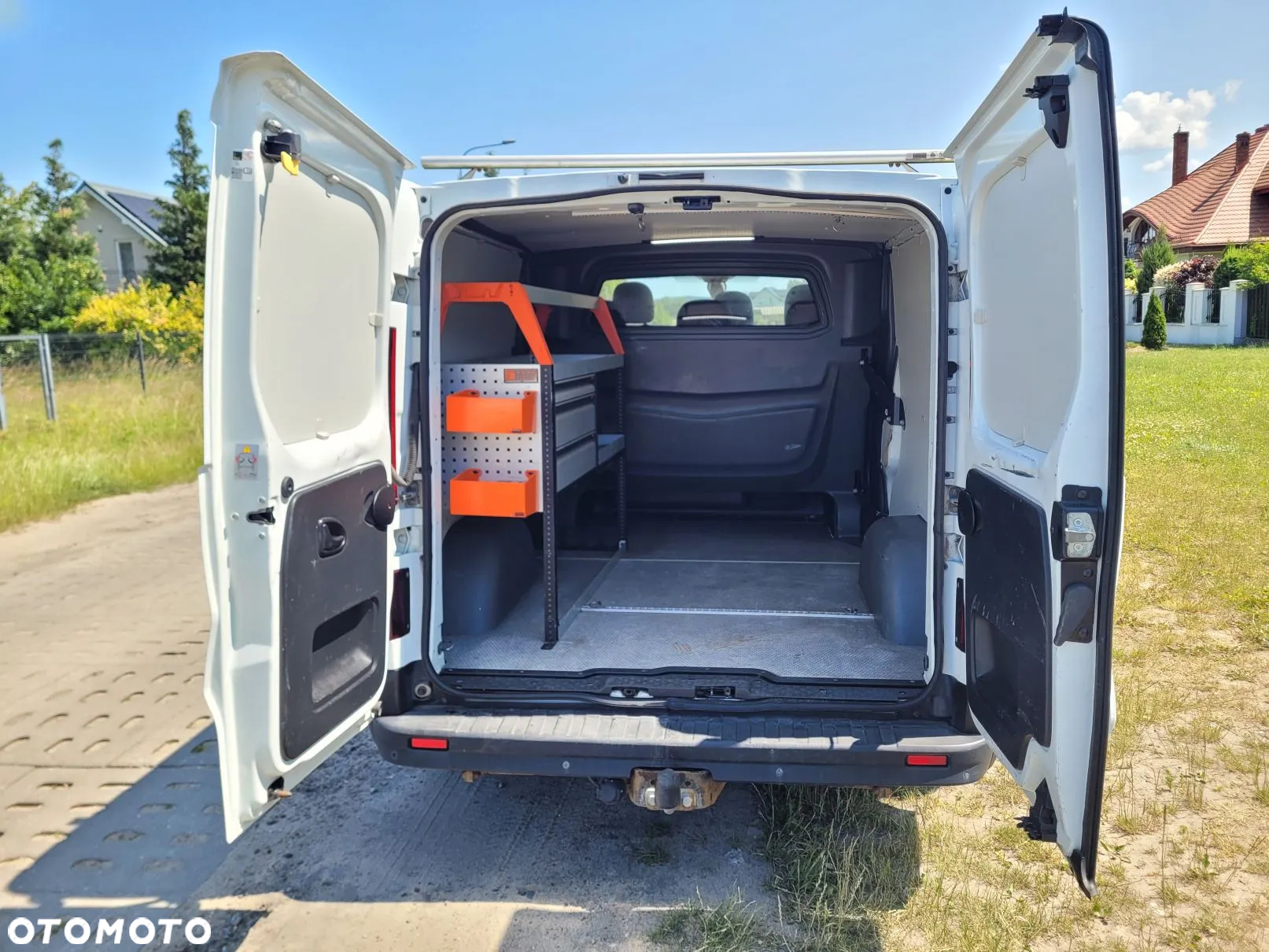 Renault Trafic Long 6-osób Auto-Warsztat - 23