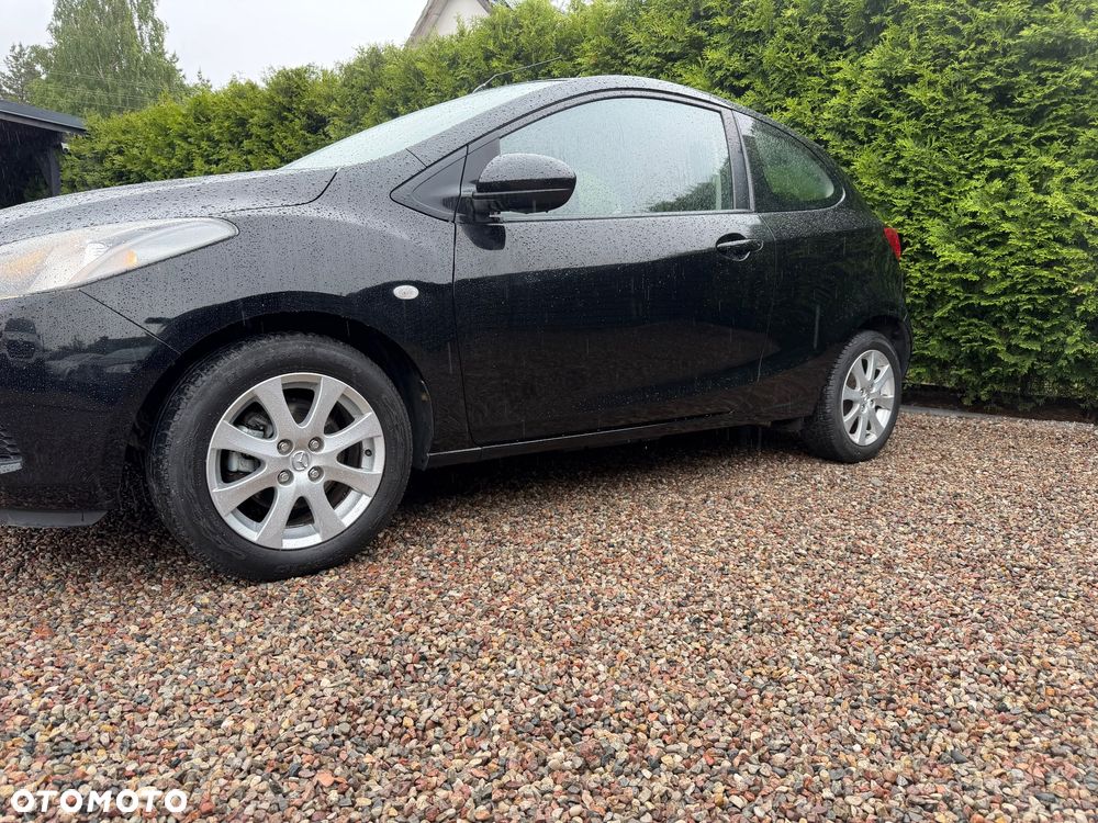 Mazda 2 - 8