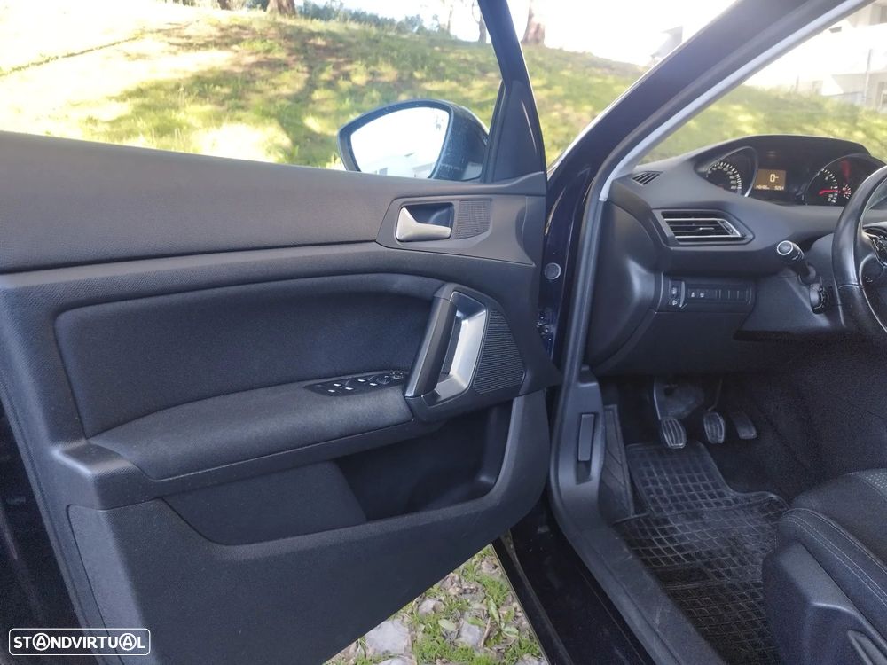 Peugeot 308 SW BlueHDi 120 Stop & Start Allure - 20