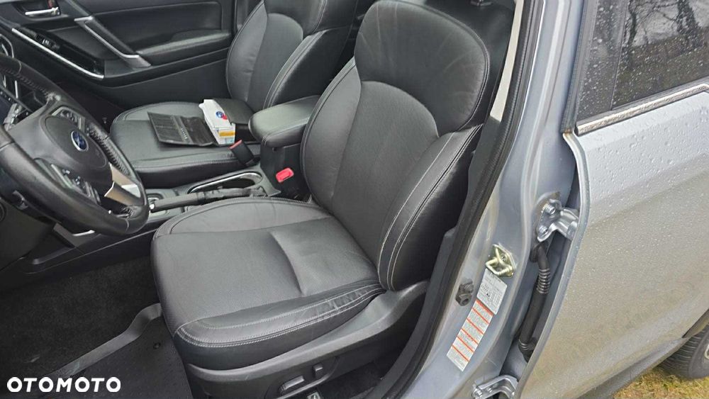 Subaru Forester 2.0XT Comfort Lineartronic EU6 - 13