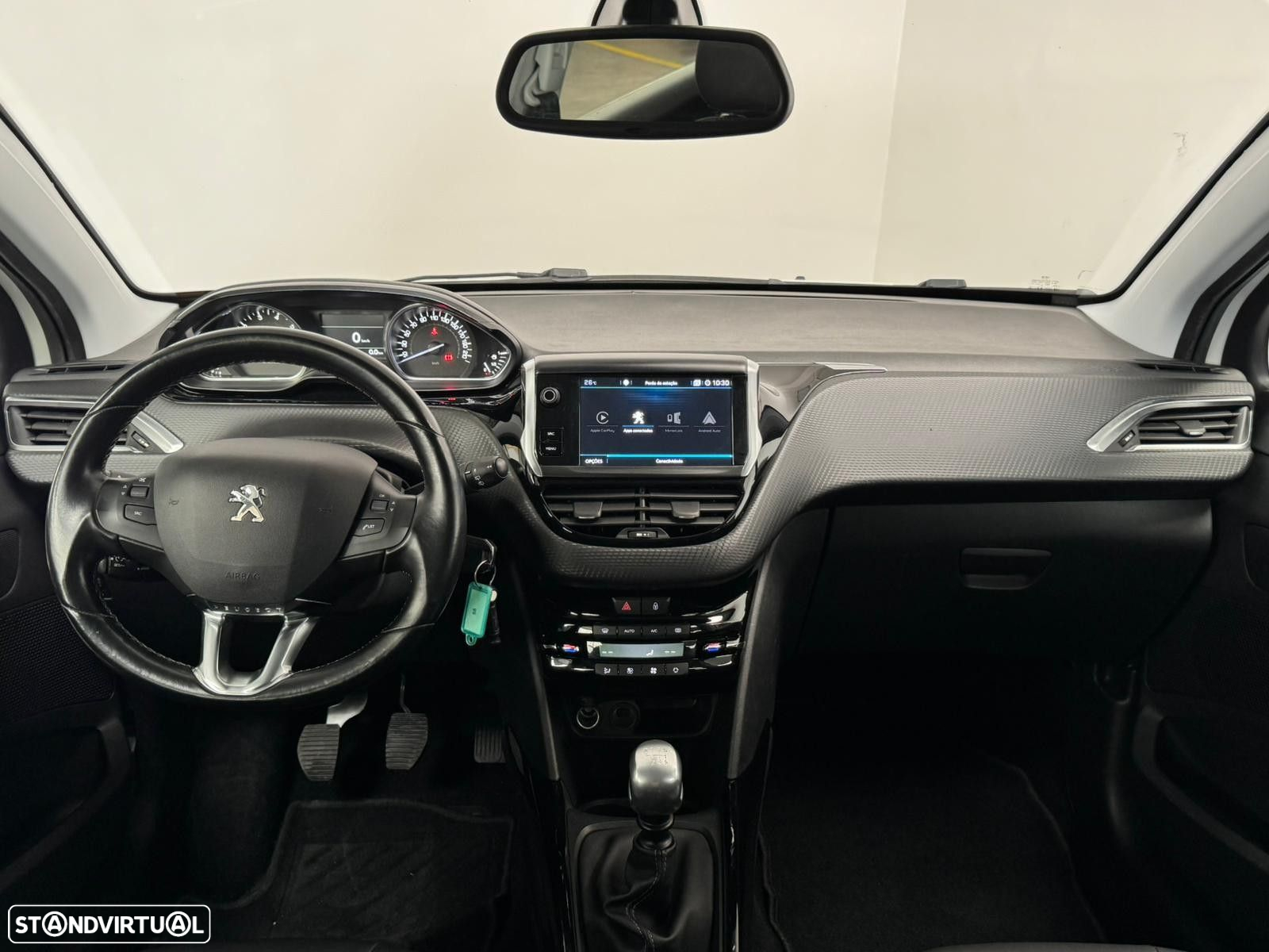 Peugeot 2008 1.2 PureTech Allure - 37