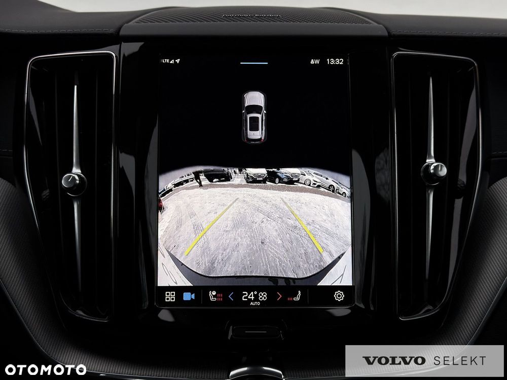Volvo XC 60 - 30