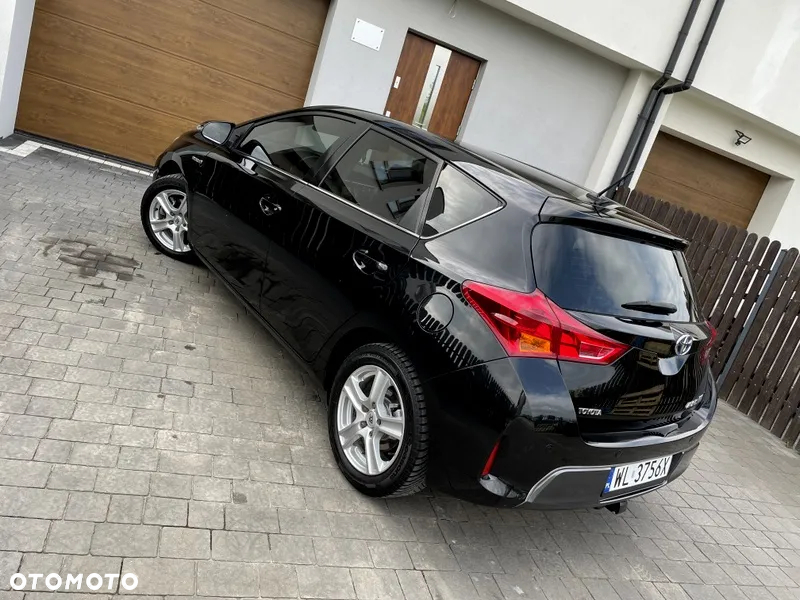 Toyota Auris - 24