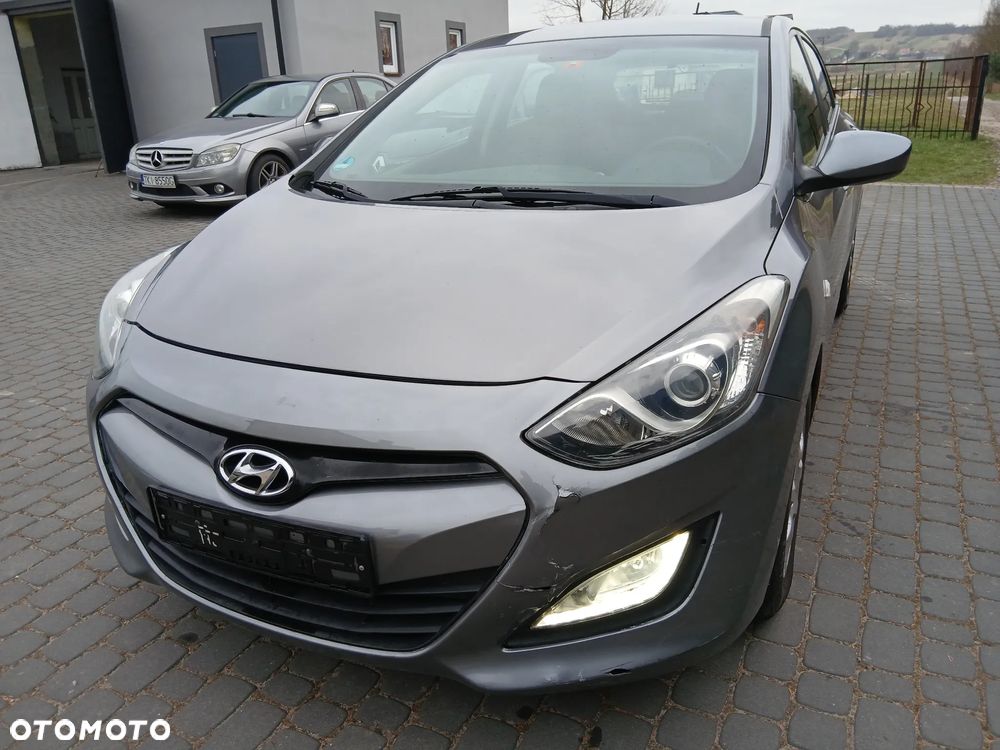 Hyundai i30 1.4 Blue Comfort - 11