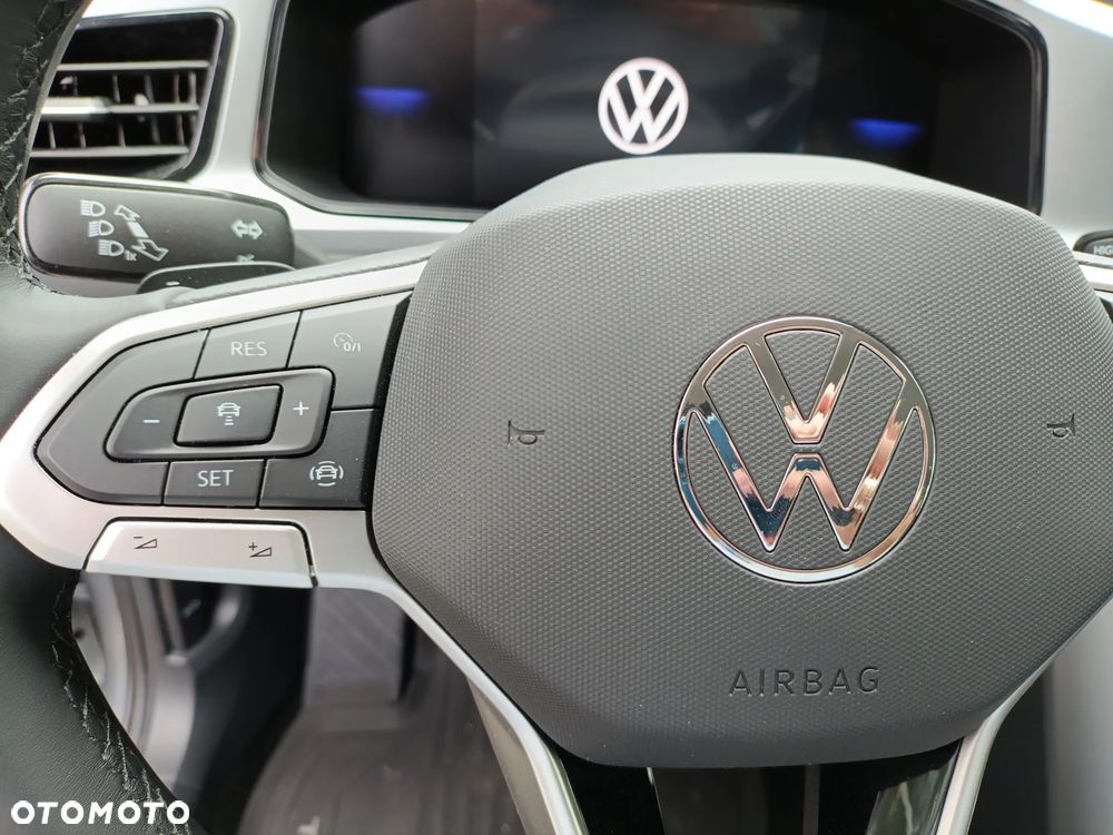 Volkswagen T-Roc 1.5 TSI Life Plus DSG - 26