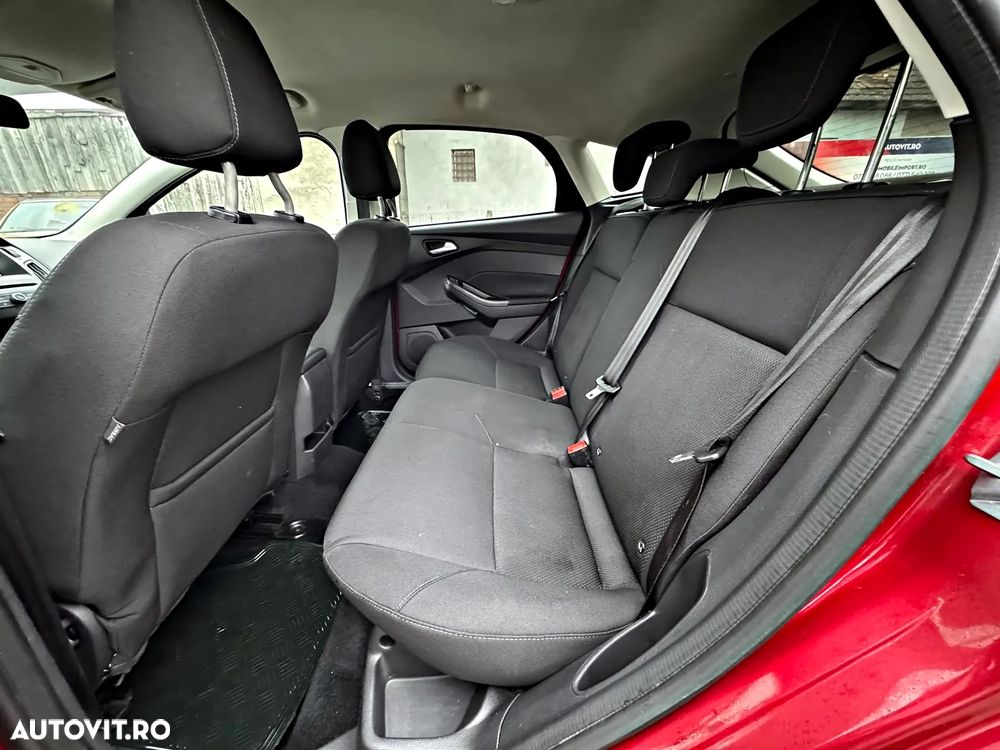 Ford Focus 1.5 TDCi Titanium - 6