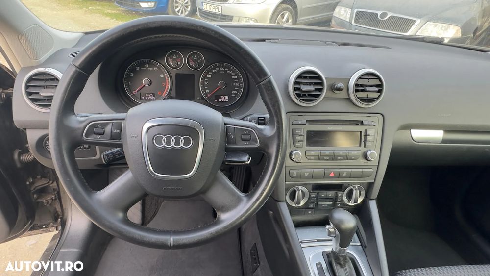 Audi A3 - 8