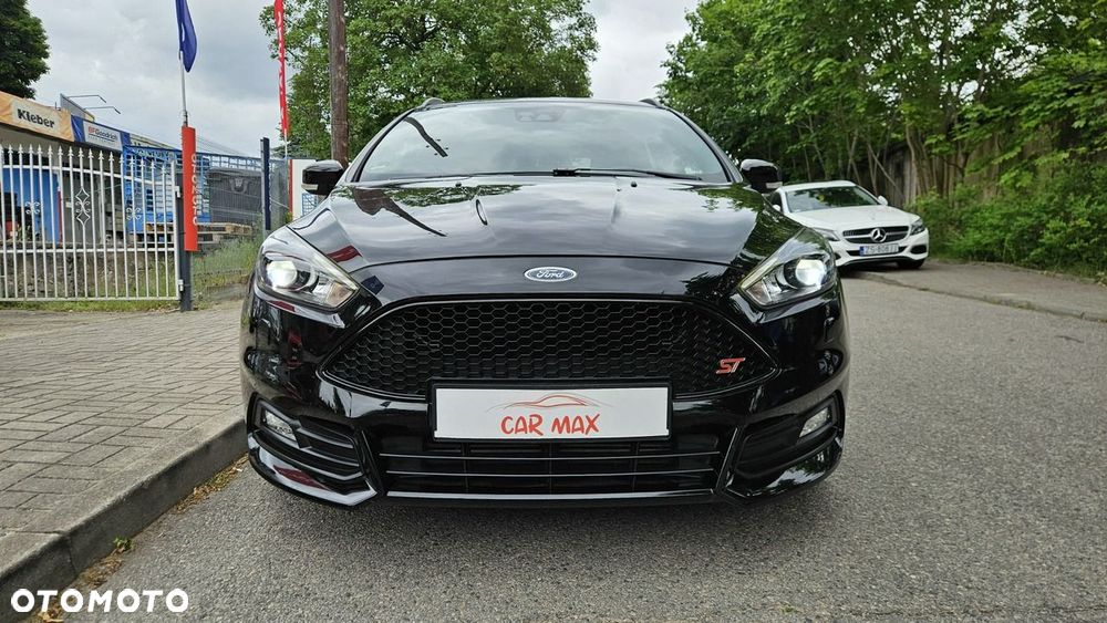 Ford Focus 2.0 EcoBoost ST mit Leder-Sport-Paket - 5
