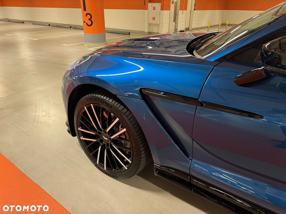 Aston Martin DBX707 - 11