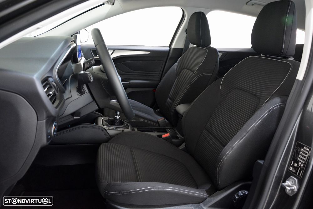 Ford Focus SW 1.0 EcoBoost Titanium - 9