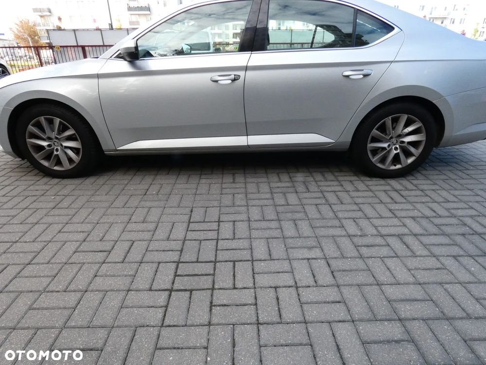 Skoda Superb 1.5 TSI Ambition - 3