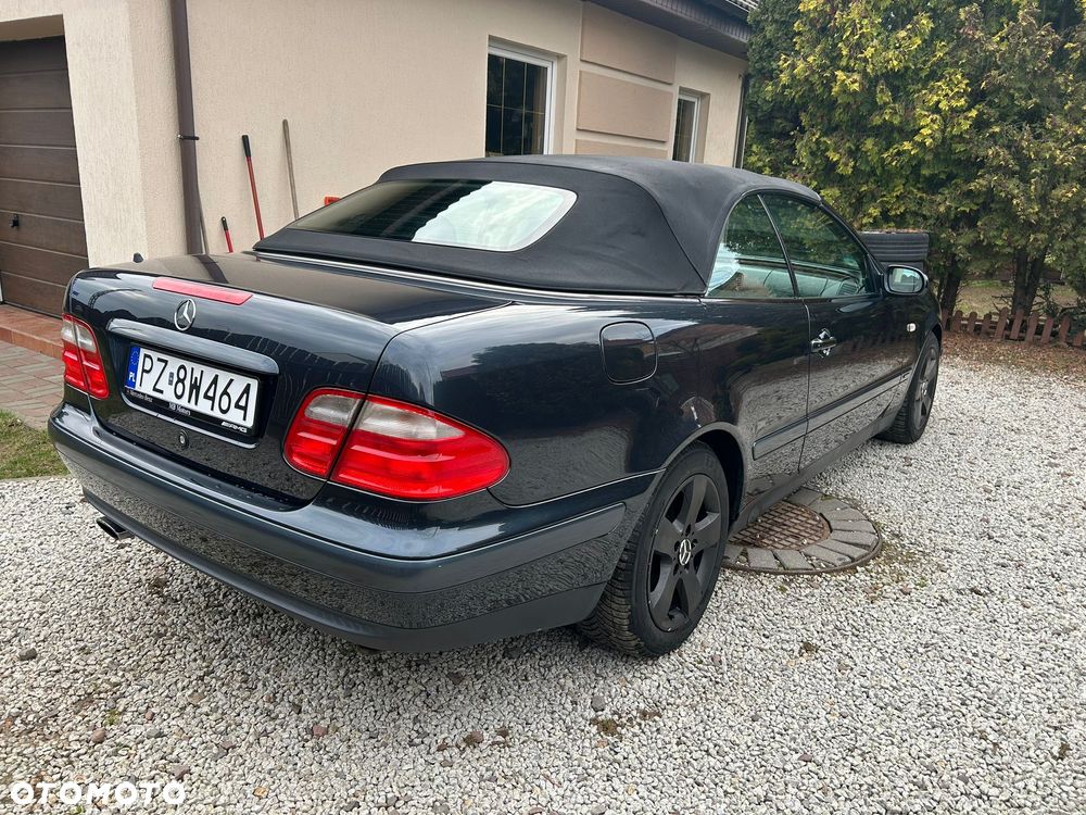 Mercedes-Benz CLK 320 - 5