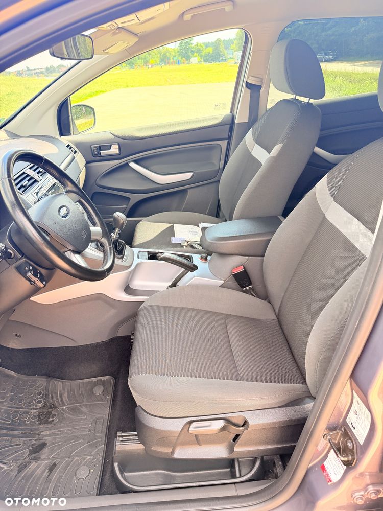 Ford Kuga 2.0 TDCi 4x4 Champions Edition - 13