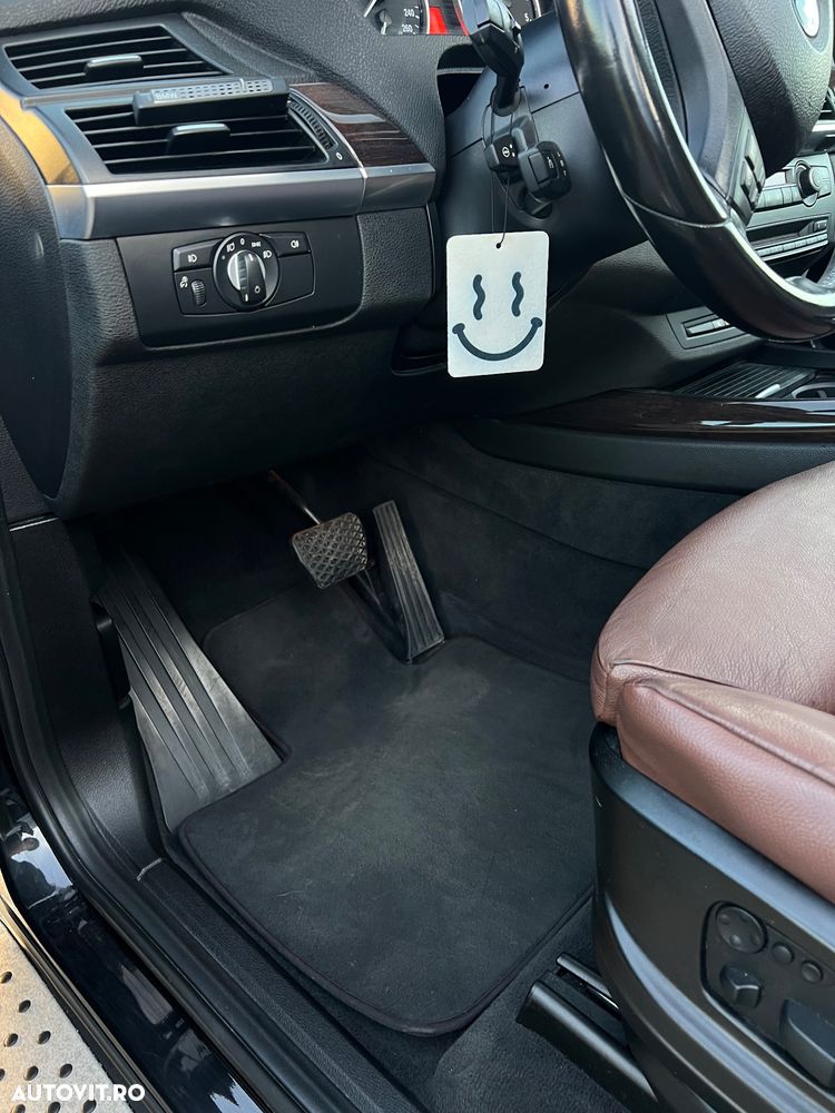 BMW X5 xDrive40d - 11