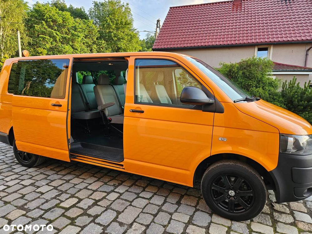 Volkswagen Transporter Caravelle Lang BMT Comfortline - 6