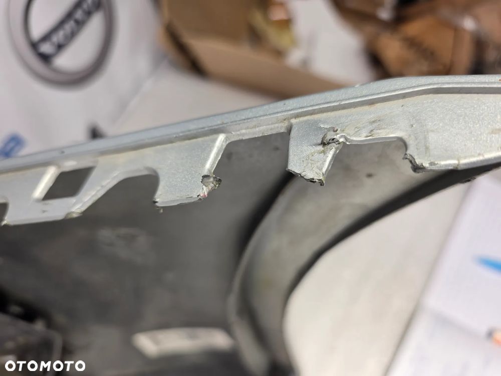 BMW E60 / E61 03-06 ZDERZAK PRZEDNI PRZÓD NA SPRYSKI + 4xPDC , NR 5111703369 / 703369 , NR AUKCJI NZ1704 - 29