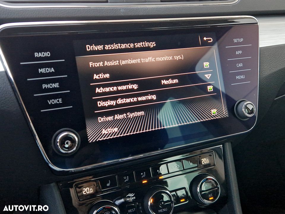 Skoda Superb 2.0 TDI DSG Ambition - 23