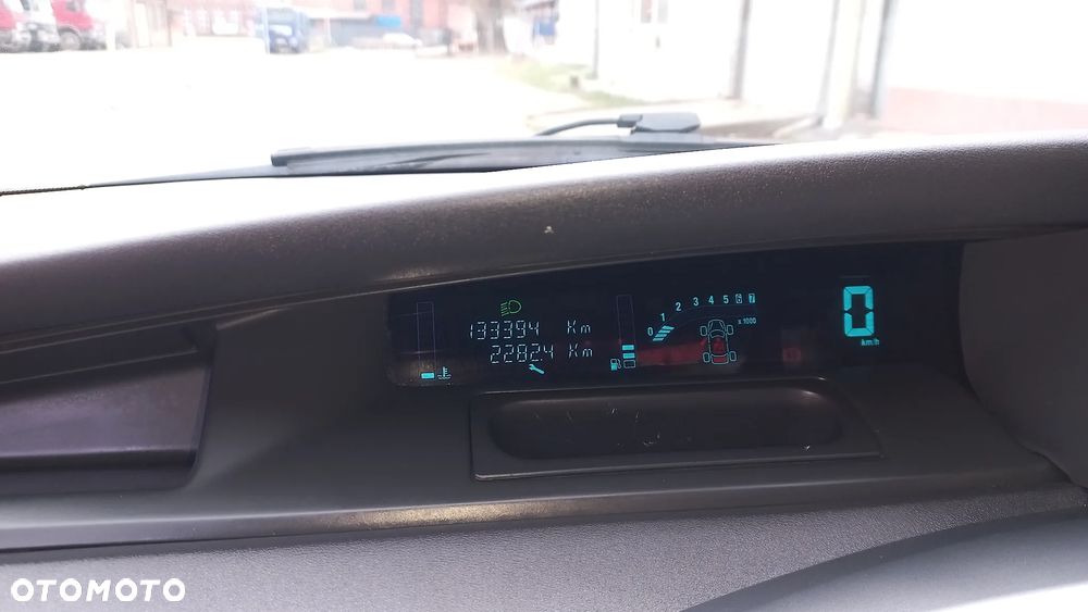 Renault Scenic 1.6 16V Authentique Euro5 - 9