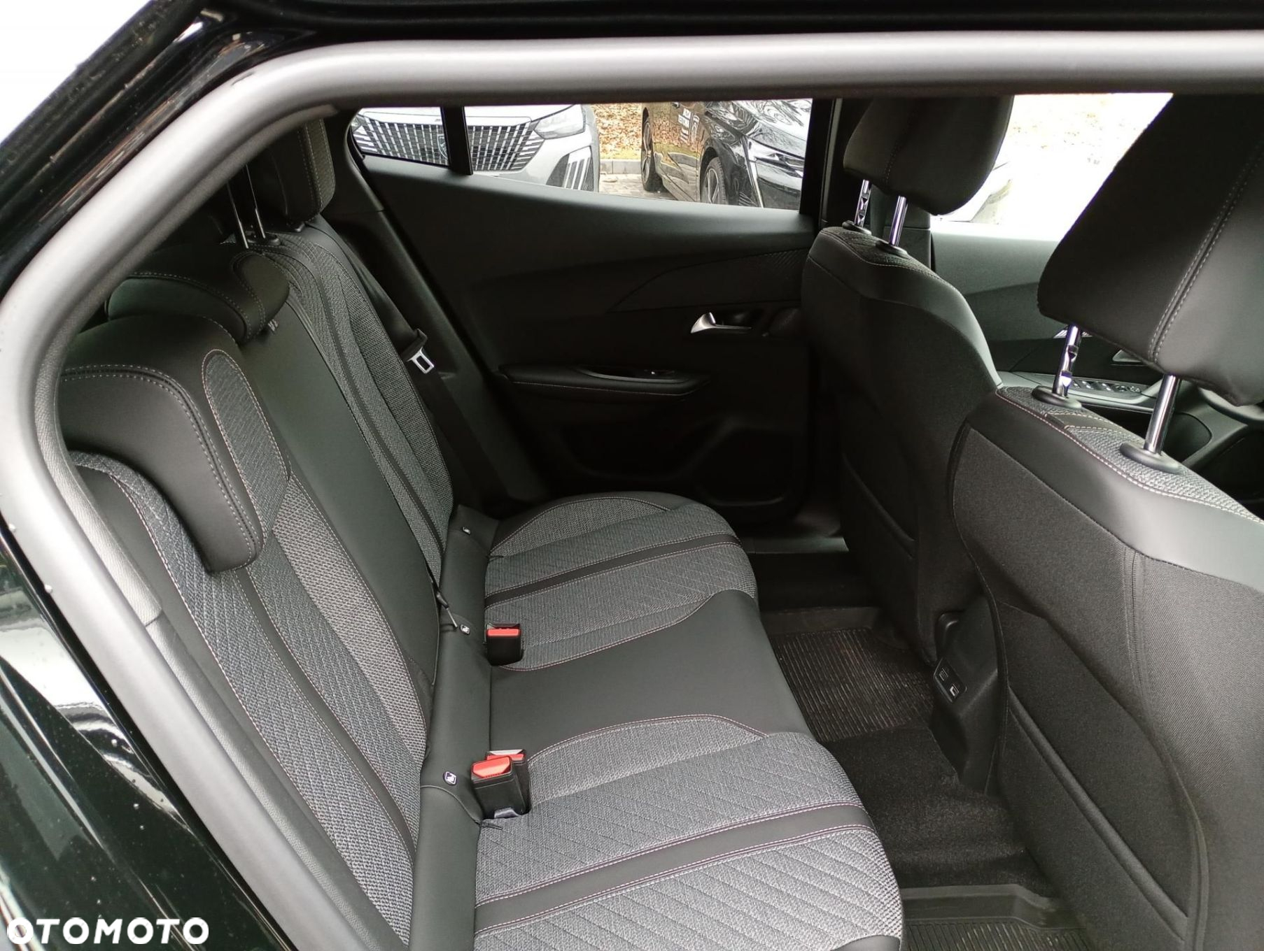 Peugeot 2008 - 15