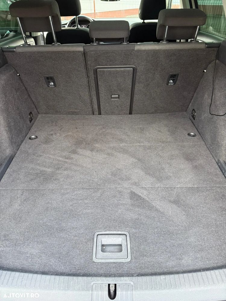 Volkswagen Golf 2.0 TDI DSG Highline - 15