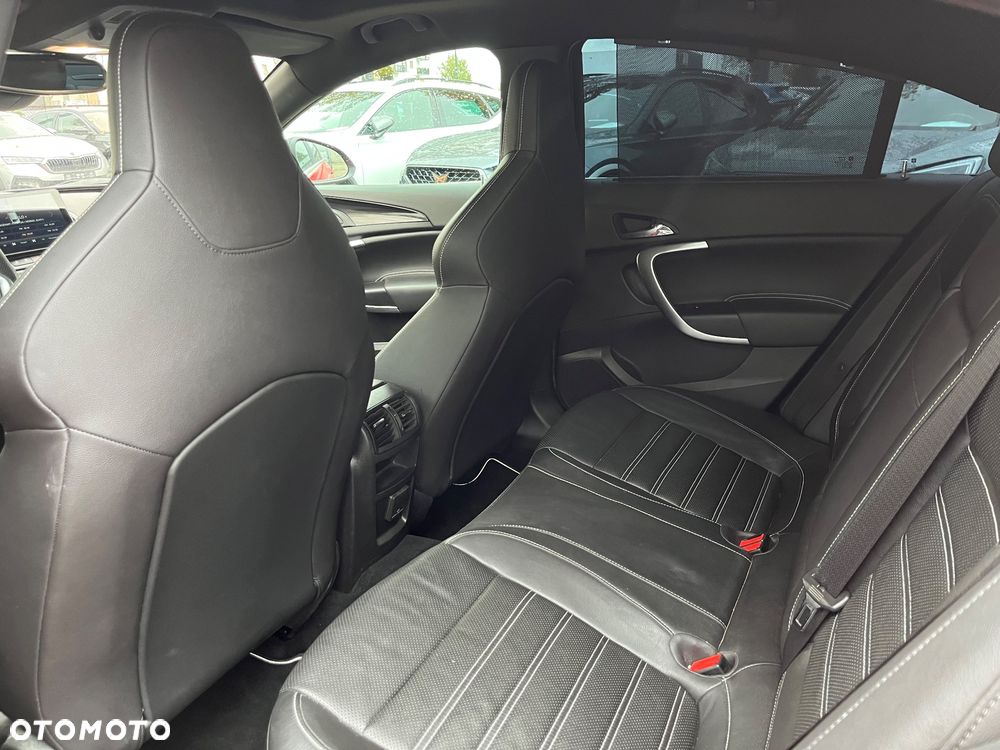 Opel Insignia 2.8 T V6 OPC - 28