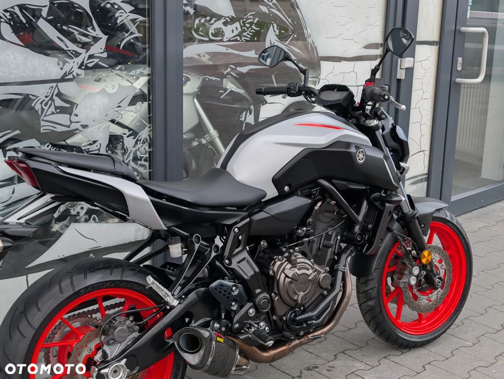 Yamaha MT - 13