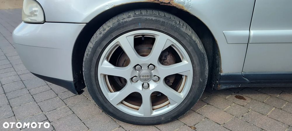 Audi A4 Avant 1.8T Quattro - 40