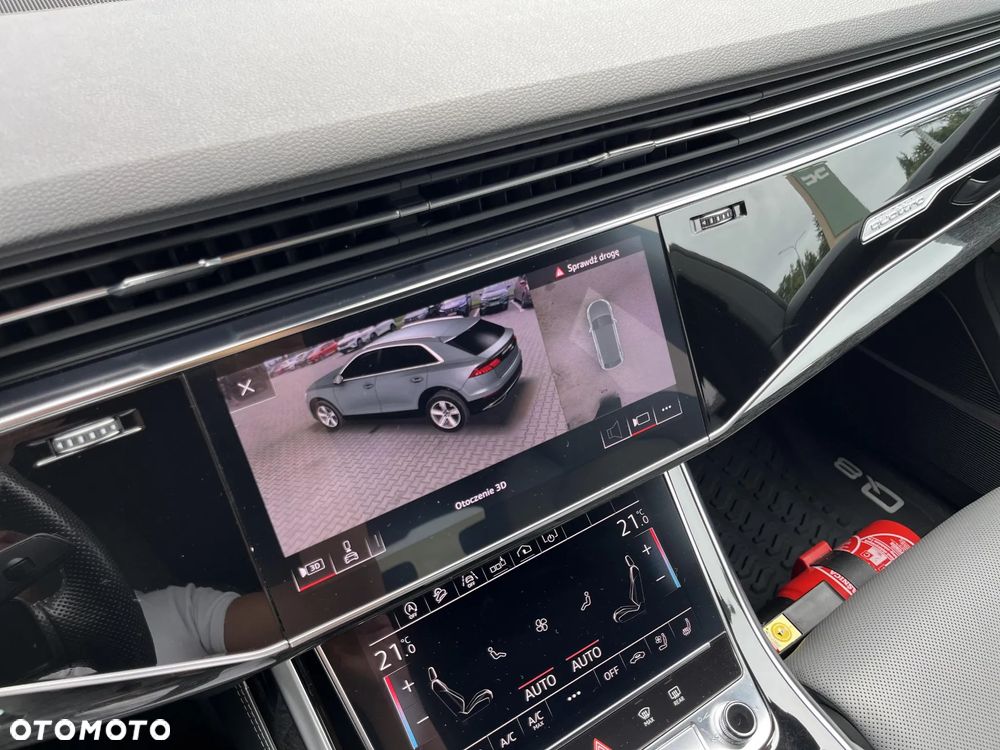 Audi Q8 - 17