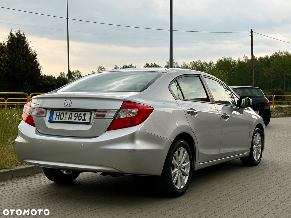 Honda Civic 1.8i-VTEC Executive - 12