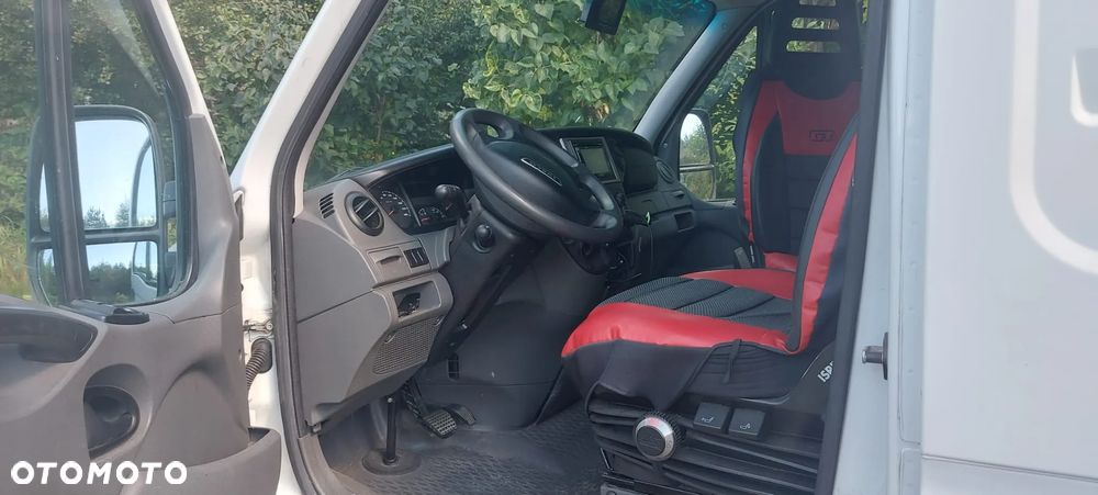Iveco DAILY - 7