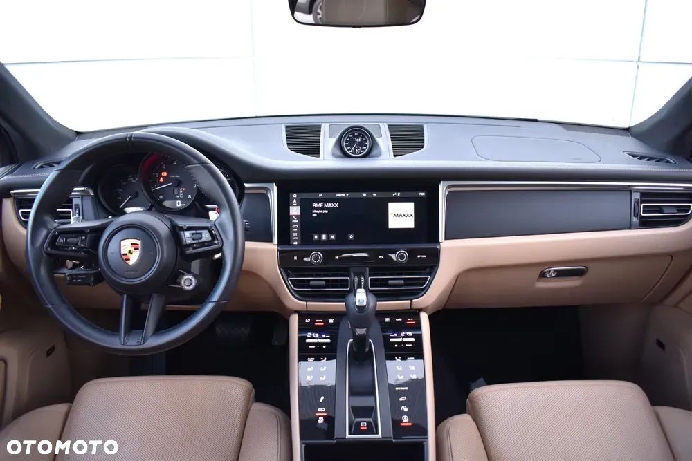 Porsche Macan Standard - 10