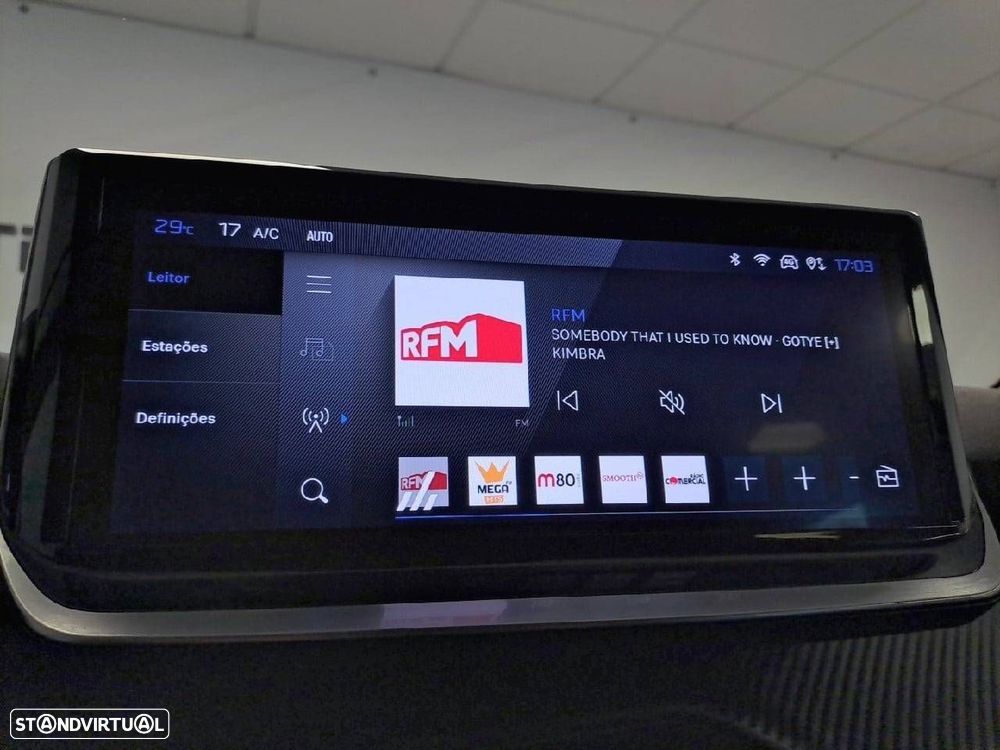 Peugeot 208 1.2 Hybrid Allure e-DCS6 - 19