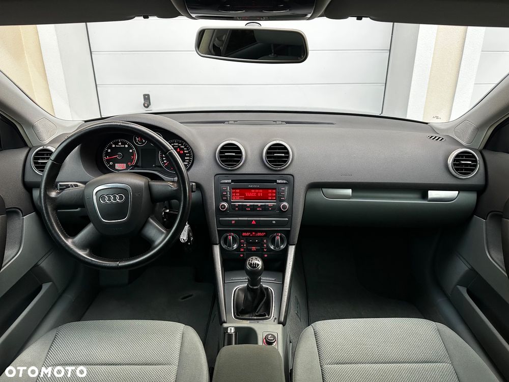 Audi A3 Sportback 1.8 TFSI Attraction - 19