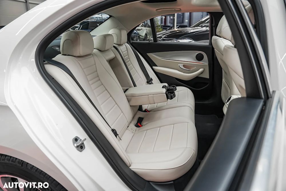 Mercedes-Benz E 200 d 9G-TRONIC - 11