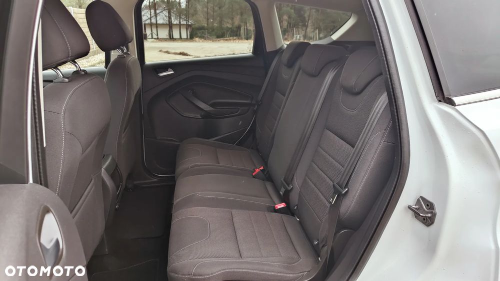 Ford Kuga 2.0 TDCi 2x4 Trend - 10