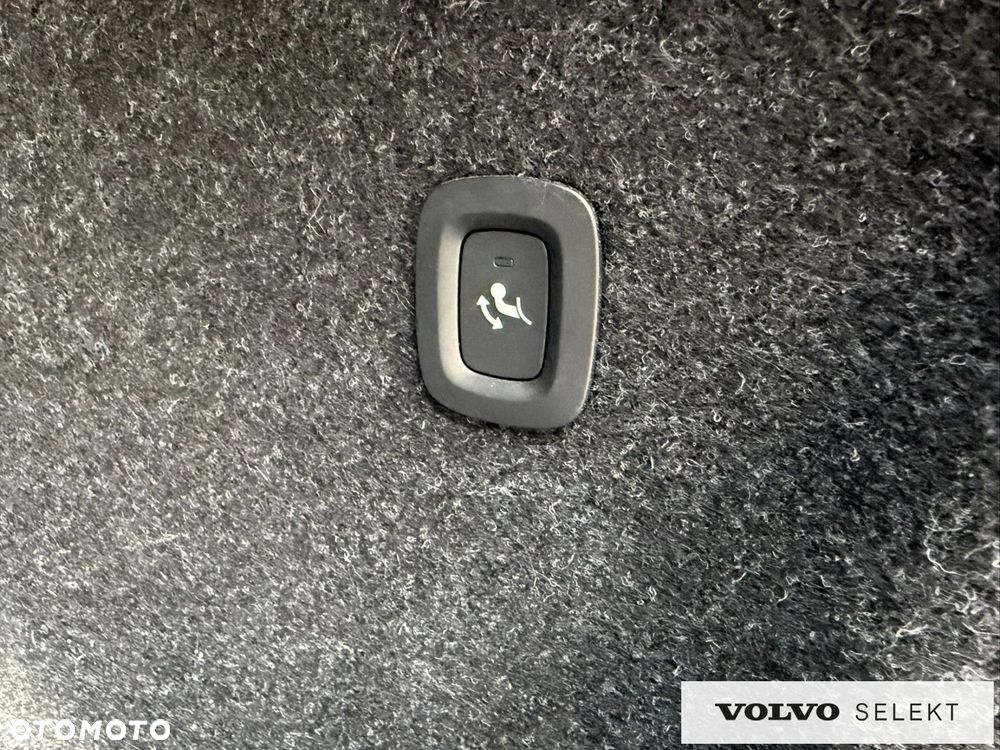 Volvo XC 40 - 20