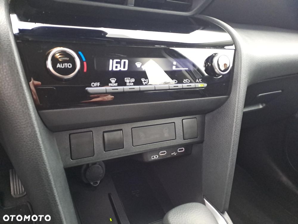 Toyota Yaris Hybrid 1.5 Comfort - 22