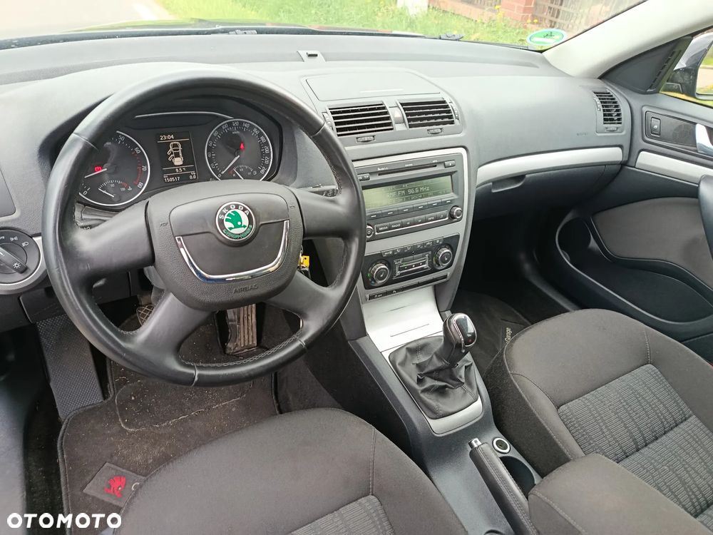 Skoda Octavia 1.8 TSI Ambiente 4x4 - 8